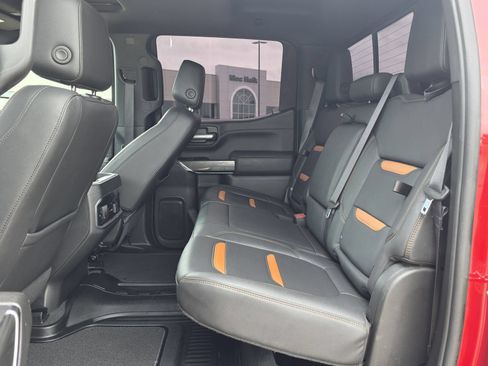 Used 2022 GMC Sierra 1500 AT4 w/ AT4 Premium Package AWD/4WD image 26