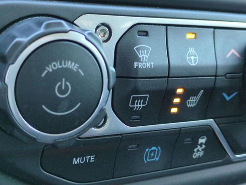 Used 2022 Jeep Wrangler Unlimited Rubicon 4xe w/ Cold Weather Group image 23