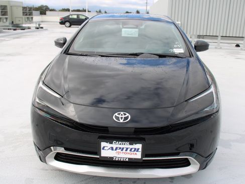 New 2026 Toyota Prius Plug-In Hybrid image 7