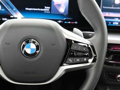 Used 2025 BMW 330i xDrive Sedan w/ Premium Package AWD/4WD image 13