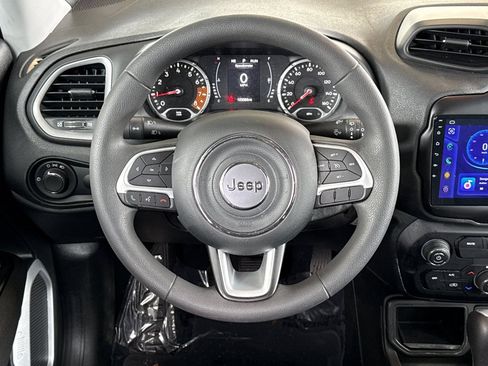 Used 2020 Jeep Renegade Sport FWD image 17