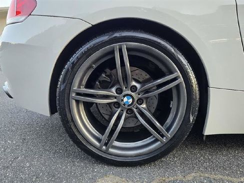 Used 2015 BMW Z4 sDrive35is RWD image 21