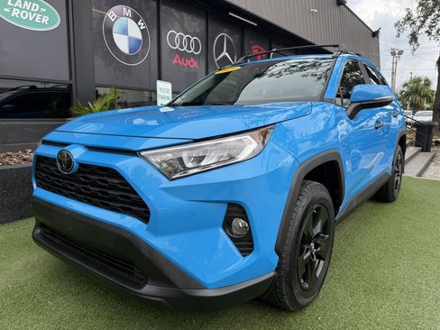 Used 2019 Toyota RAV4 XLE image 1