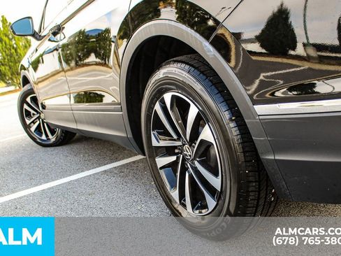 Used 2024 Volkswagen Tiguan S image 15