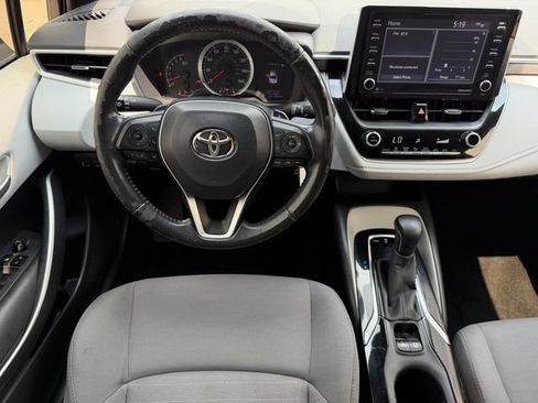 Used 2021 Toyota Corolla SE FWD image 11