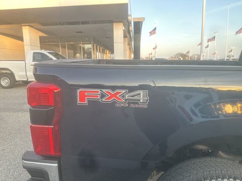 Used 2025 Ford F250 King Ranch w/ Chrome Package image 7