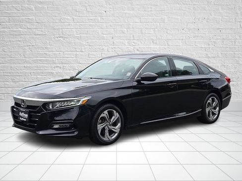 Used 2018 Honda Accord EX image 3