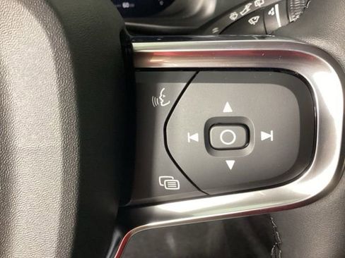 New 2026 Volvo XC40 B5 Plus w/ Protection Package Premier image 31