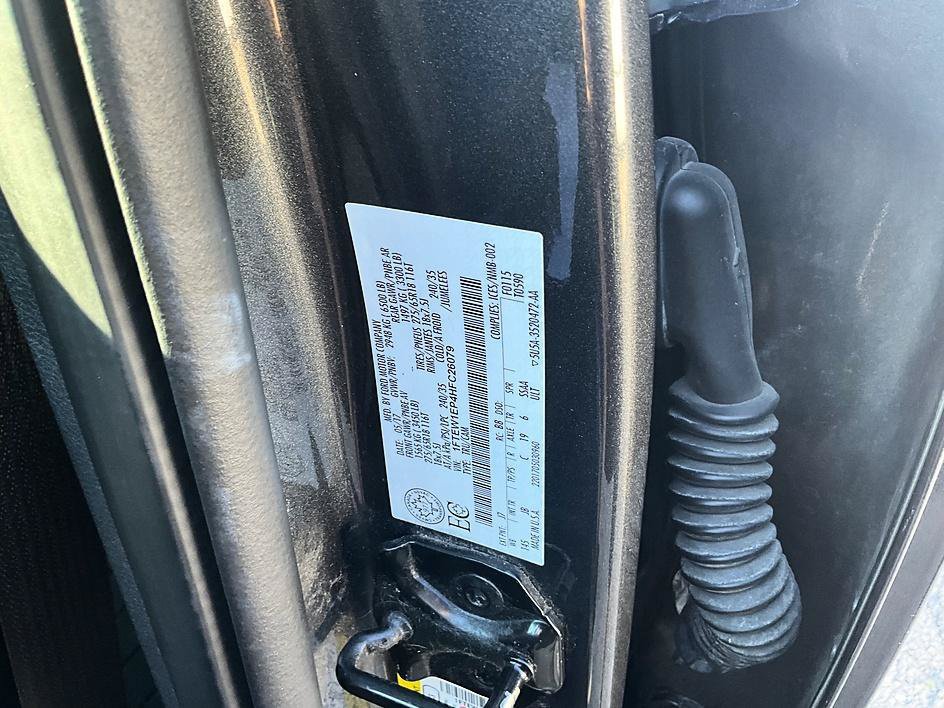 Used 2017 Ford F150 XLT w/ Equipment Group 302A Luxury AWD/4WD image 38