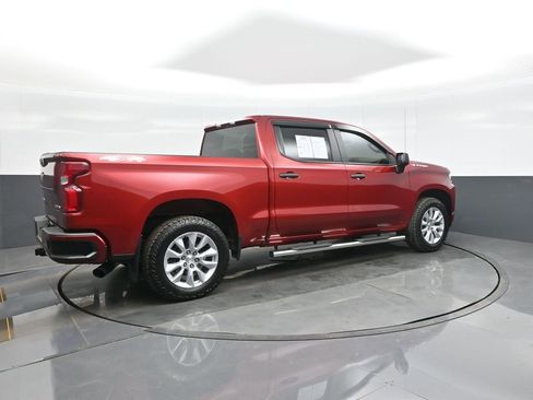 Used 2022 Chevrolet Silverado 1500 Custom w/ Safety Confidence Package image 7