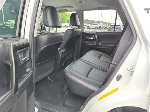 Certified 2022 Toyota 4Runner TRD Off-Road Premium w/ TRD Black Wheel Package (TMS) AWD/4WD image 11