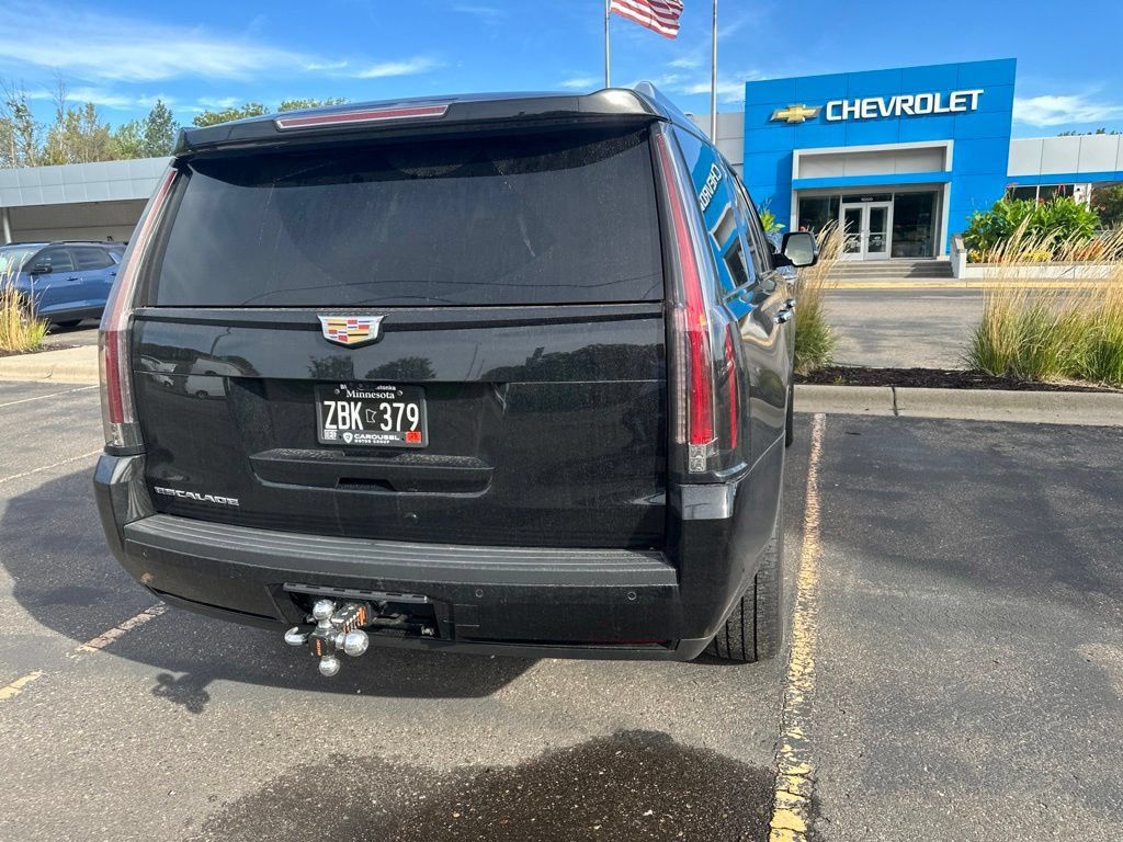 Used 2020 Cadillac Escalade Platinum w/ Escalade Sport Edition AWD/4WD image 15