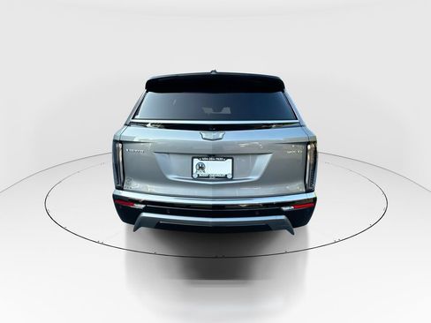 Used 2026 Cadillac Vistiq Premium Luxury AWD/4WD image 7