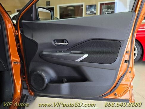 Used 2024 Nissan Kicks SV image 12