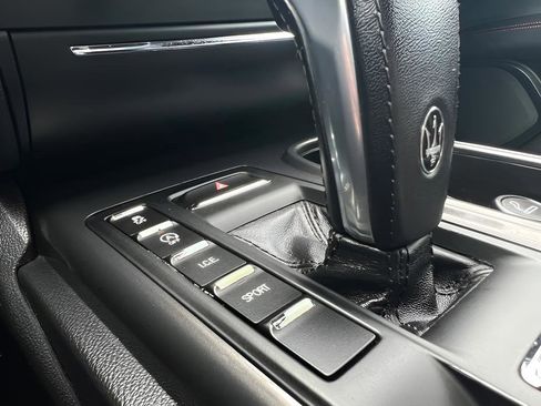 Used 2019 Maserati Ghibli S Q4 AWD/4WD image 58