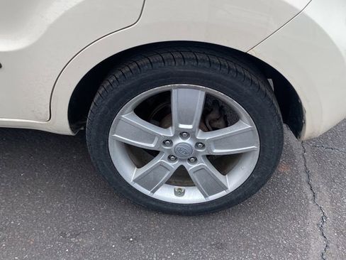 Used 2011 Kia Soul ! image 17