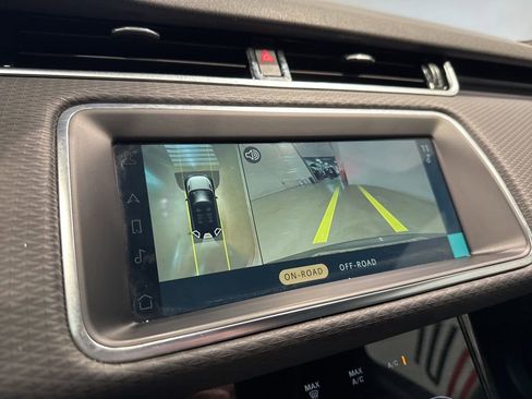 Used 2021 Land Rover Range Rover Evoque S image 17