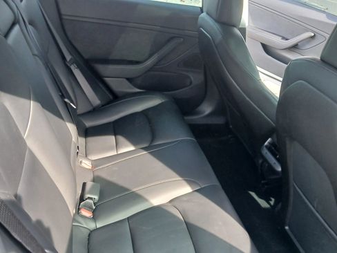 Used 2020 Tesla Model 3 Performance image 21