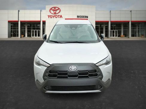 New 2026 Toyota Corolla Cross L image 3