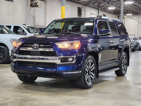 Used 2024 Toyota 4Runner Limited RWD image 4