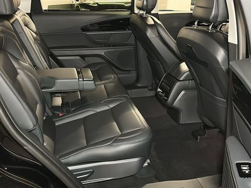 New 2026 Lincoln Nautilus Premier image 9