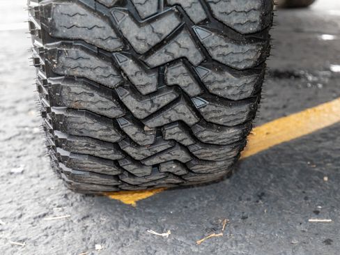 Used 2014 Ford F150 XLT w/ Equipment Group 302A Luxury image 34