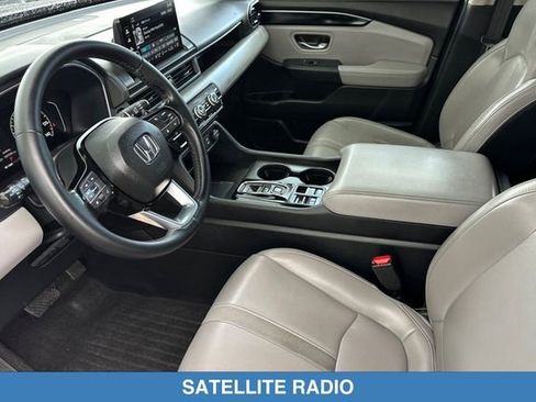 Certified 2025 Honda Pilot EX-L image 12