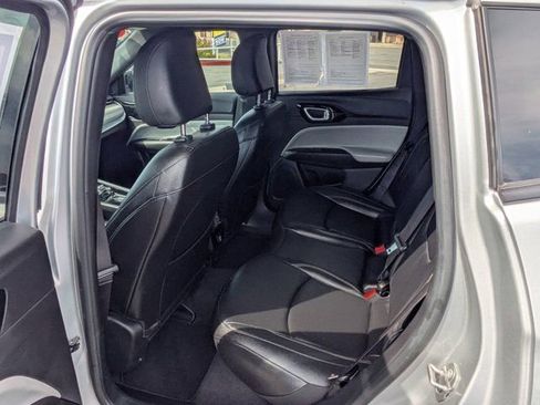 Used 2025 Jeep Compass Limited AWD/4WD image 14