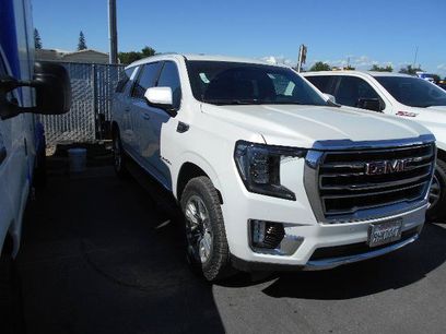 Used 2023 GMC Yukon XL SLT