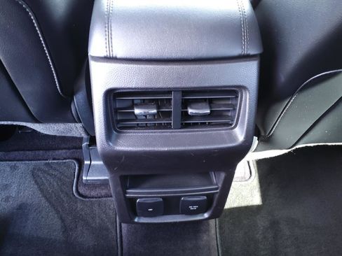 Used 2017 Ford Edge SEL w/ Equipment Group 201A image 16