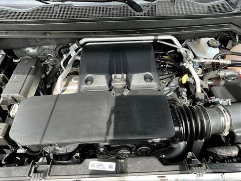 Certified 2025 Chevrolet Colorado W/T RWD image 28