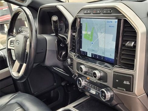 Used 2022 Ford F250 Platinum image 11