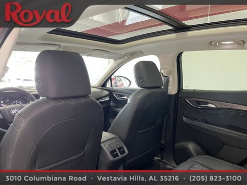 Used 2023 Buick Envision Avenir FWD image 13