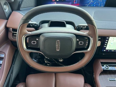 New 2025 Lincoln Navigator L Reserve image 12
