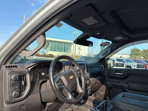 Used 2019 Chevrolet Silverado 1500 LTZ w/ LTZ Premium Package image 18