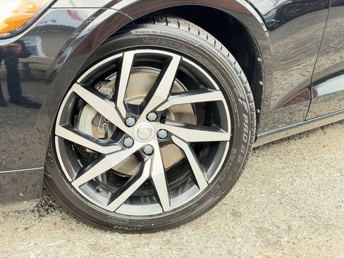 Used 2020 Volvo S60 T5 Momentum w/ Protection Package image 79