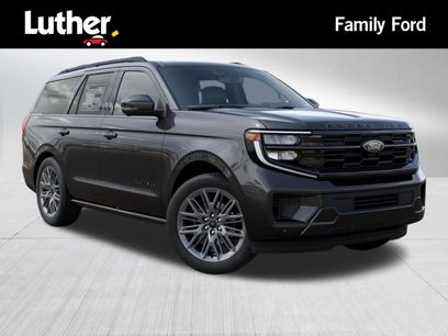 New 2027 Ford Expedition Platinum w/ Stealth Appearance Package
