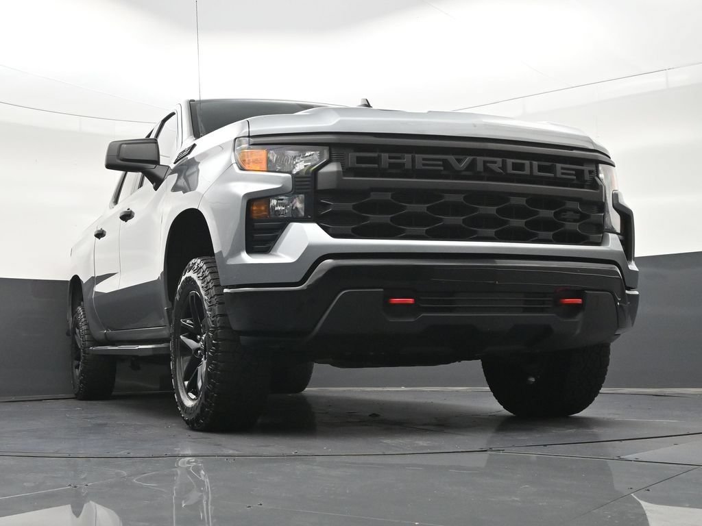Used 2024 Chevrolet Silverado 1500 Custom Trail Boss AWD/4WD image 29