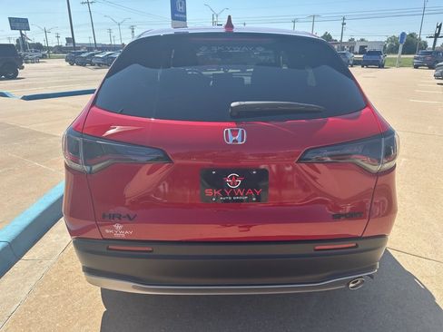 New 2026 Honda HR-V Sport image 13
