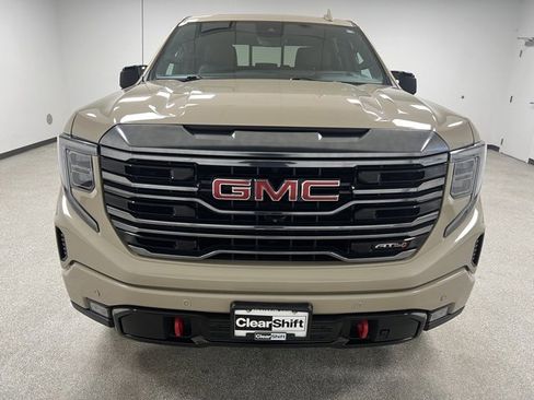 Used 2023 GMC Sierra 1500 AT4 w/ Technology Package image 3