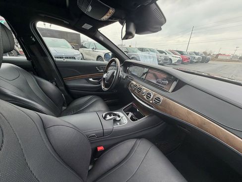 Used 2016 Mercedes-Benz S 550 4MATIC Sedan image 11