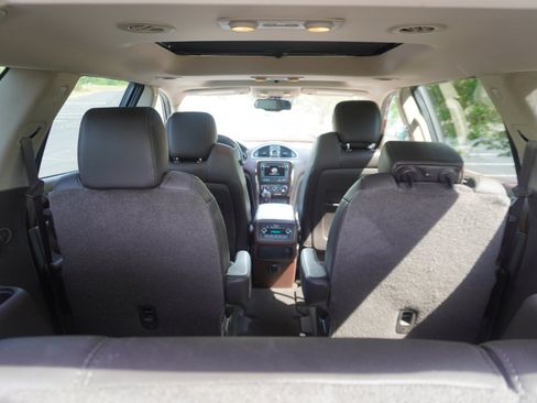 Used 2014 Buick Enclave Leather image 33