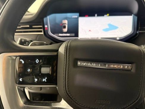Used 2023 Land Rover Range Rover Long Wheelbase Autobiography image 18