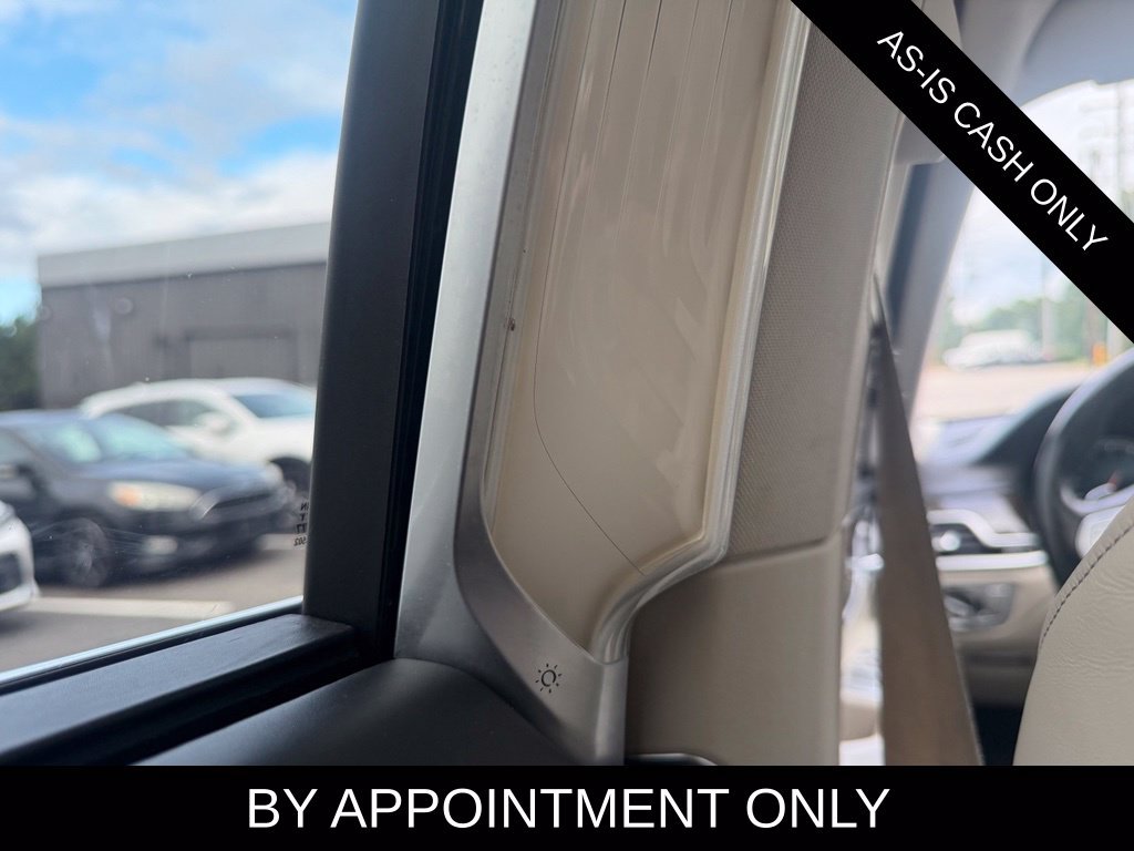 Used 2017 BMW 750i RWD image 26