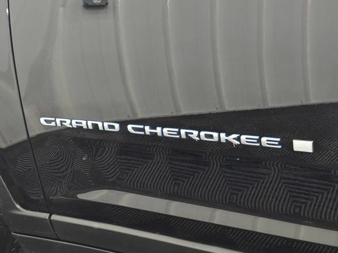 Used 2024 Jeep Grand Cherokee Limited 4xe AWD/4WD image 55