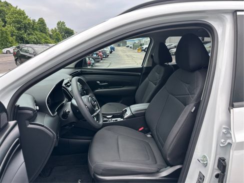 Certified 2022 Hyundai Tucson SEL w/ Cargo Package AWD/4WD image 9