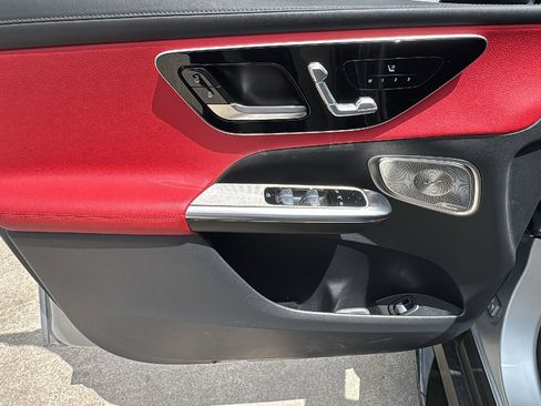 Used 2024 Mercedes-Benz GLC 43 AMG 4MATIC image 12