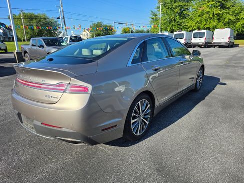 Used 2019 Lincoln MKZ Reserve AWD/4WD image 5
