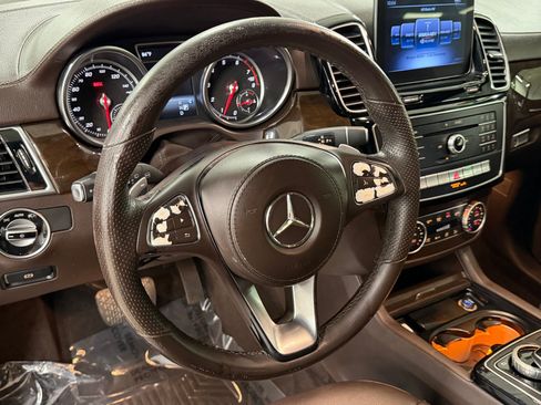 Used 2019 Mercedes-Benz GLS 450 4MATIC image 11