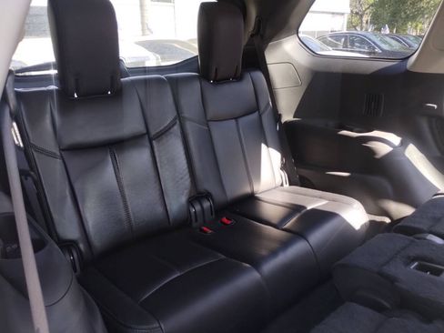 Used 2018 Nissan Pathfinder SL FWD image 26